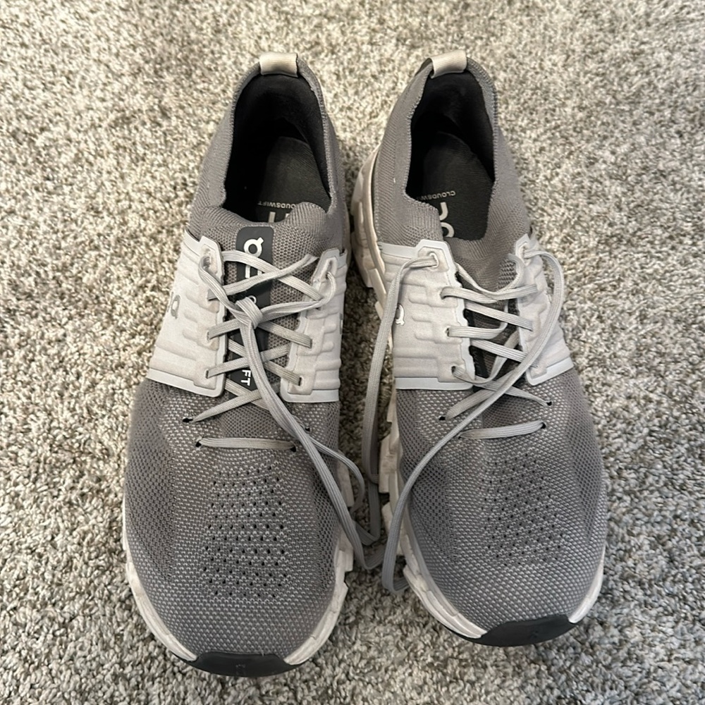 On Running Shoe. Cloud Swift 11.5.